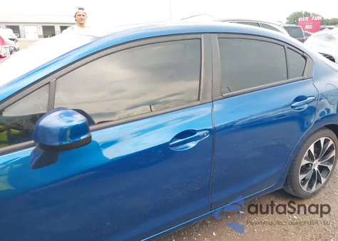 2013 Honda Civic Si z USA, uszkodzony, nr VIN 2HGFB6E52DH706286